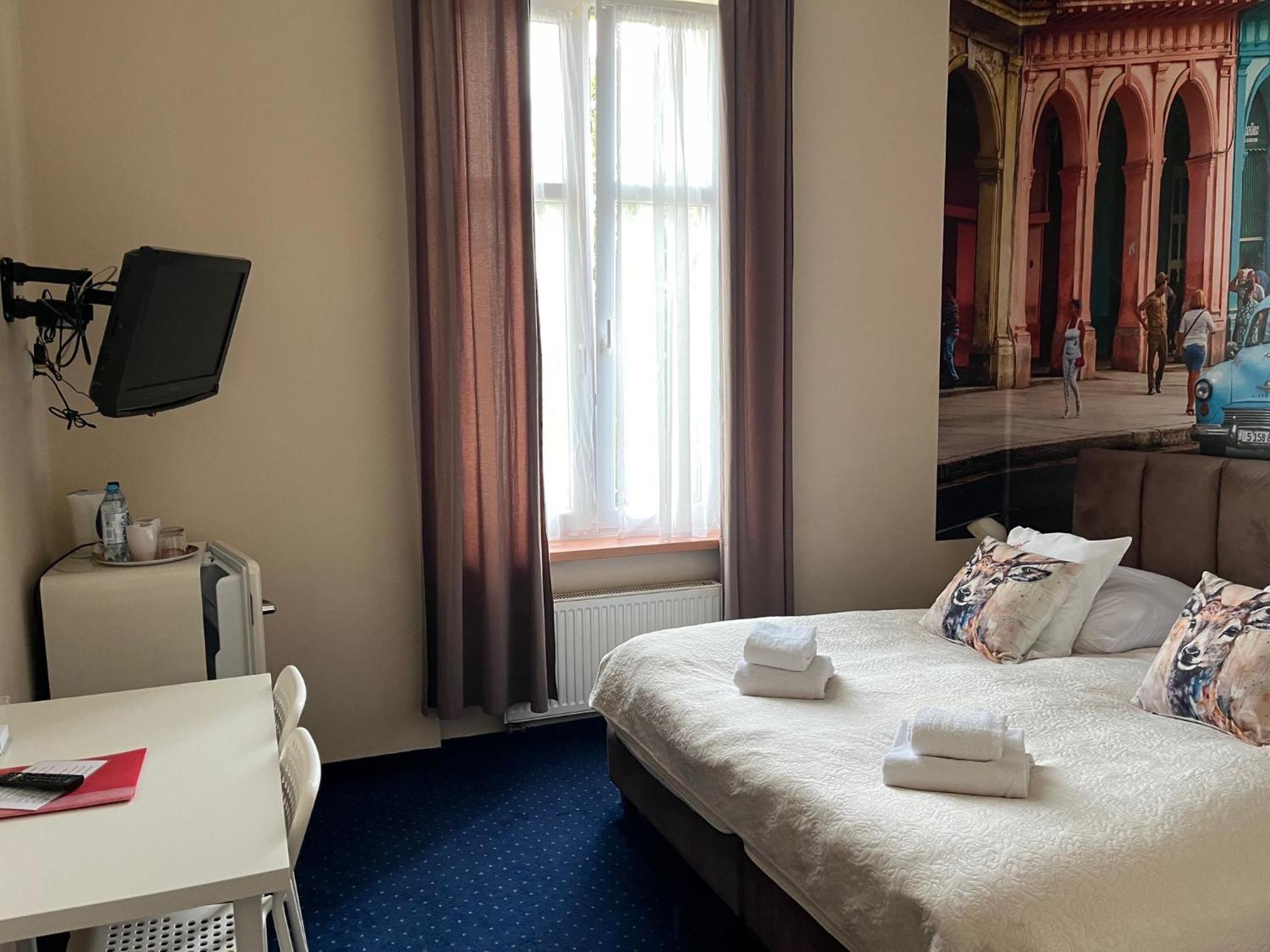 Hotel Bella イェレニャ・グーラ エクステリア 写真